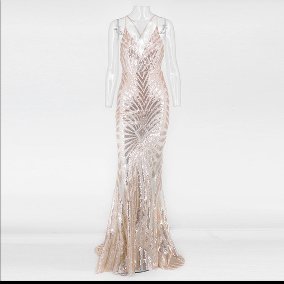 Elegant Sequin Backless Hourglass Rose Gold Gown - Picture 5 of 8